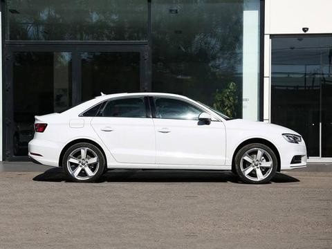 阿特兹VS奥迪A3对比哪个更好呢？