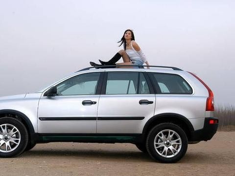 SUV保值率普拉多排第一 最新排行榜出炉快来看爱车值多少钱