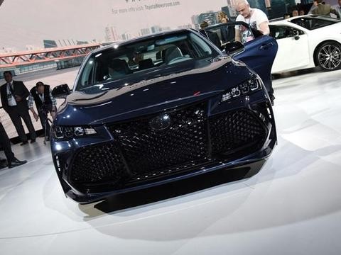 即将首次入华，酷似雷克萨斯，比凯美瑞更高级，20万吊打迈腾君越