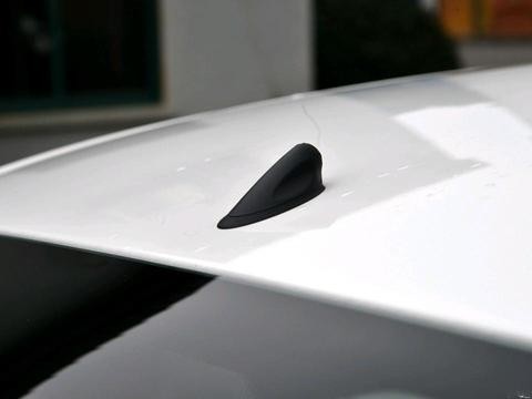 ESP+6气囊, 上月卖出30000辆, 1.5L+6AT让大众丰田急眼!