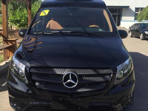 花32.4万买辆奔驰威霆, 再花30W改装内饰, 你敢相信吗?！