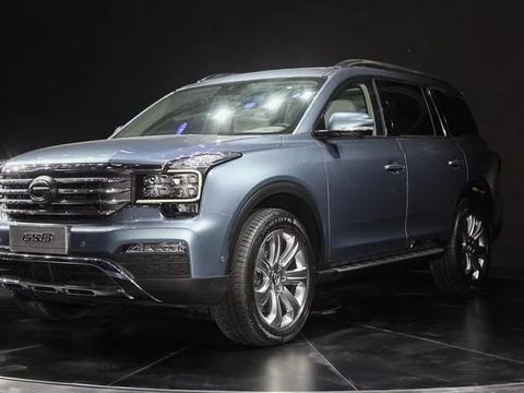 广汽传祺GS8怎么样？女司机行驶2000公里，哭着说用车感受