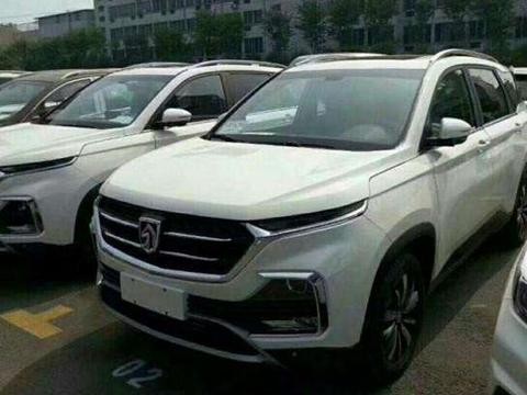 首批宝骏530正式下线, 尺寸超越哈佛H6, 7万起还要什么哈弗?