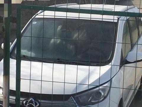 长安2018款欧尚A600实车首曝，配自动挡5.69万起，五菱宏光慌了