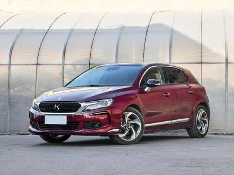 龙卷风般的轮毂，标配1.2T发动机14万落地，可以说比高尔夫还酷