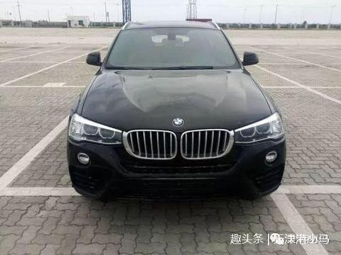 天津港小马带你看宝马X4年底最后一批泛滥成灾！