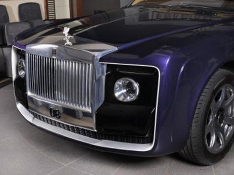 半个亿的布加迪，4500万的法拉利，车主来自中国，车牌必定有8！