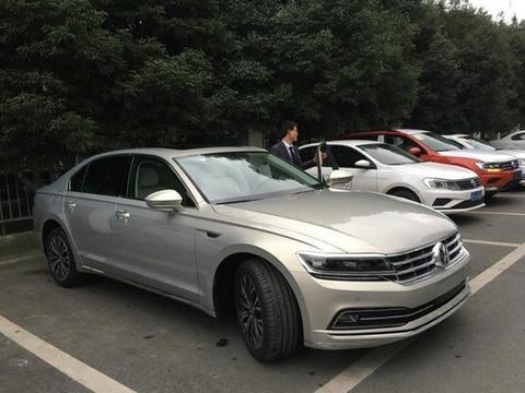 不到30万就落地的C级车, 放弃凯迪拉克XTS, 提上汽大众辉昂