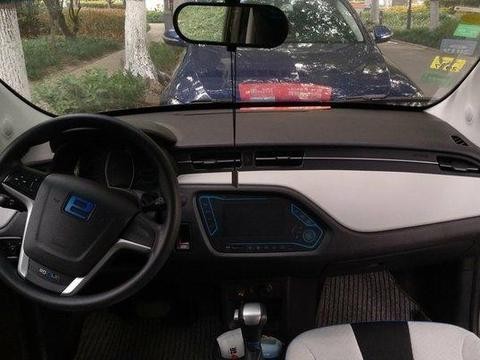 荣威e50，小巧玲珑超级可爱，6.2万我立马入手