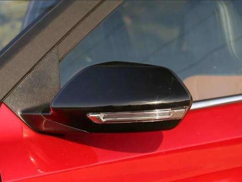 爆发力最强的SUV, 去年卖出近36万辆, 连吉利哈弗看它头都大!