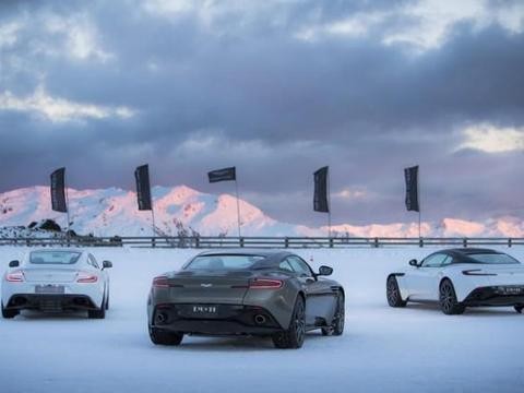 用DB11狂甩！Aston Martin冰上驾训营北海道开课