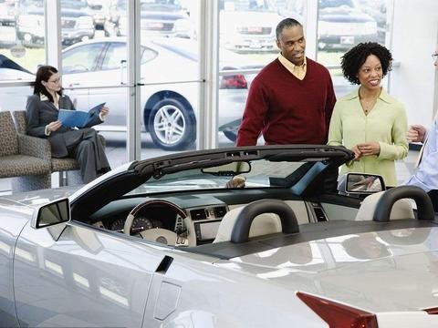 一辆车开多久才不算亏? 老司机教你什么时候换车划算！