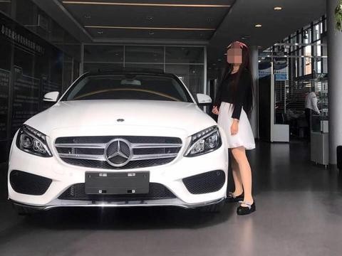 花36万落地奔驰C200 L: 放弃了3系宝马, 坦言奔驰内饰更高档