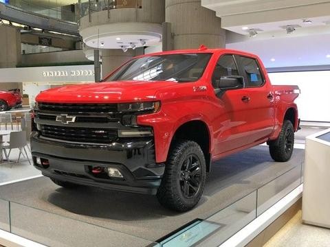 同是美国大家伙，外观更霸气配电动车门，卖60万干翻猛禽！