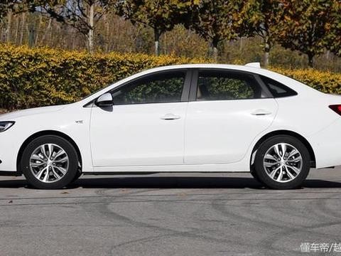 这货配1.0T动力成车市黑马 月销3W台朗逸都看呆了!！