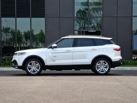 众泰旗舰版SUV亮相！买哈弗H6和传祺的都后悔了！实在太酷！