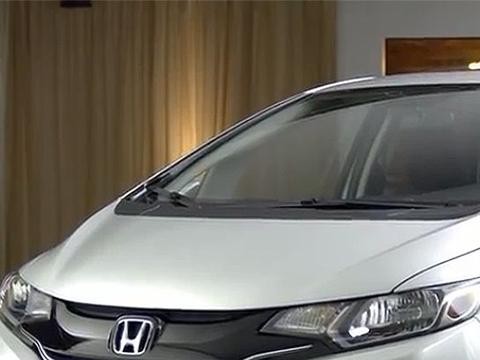 7万起售、标配ABS＋EBD、前排双气囊