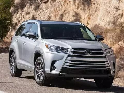 汉兰达终于改款了 外观更霸气配置更丰富！