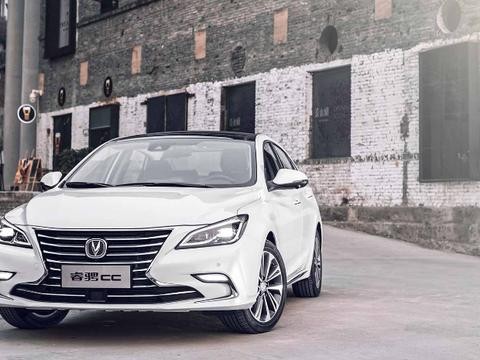 全世界销量前三的车，凯美瑞看见了都害怕，更别提蒙迪欧