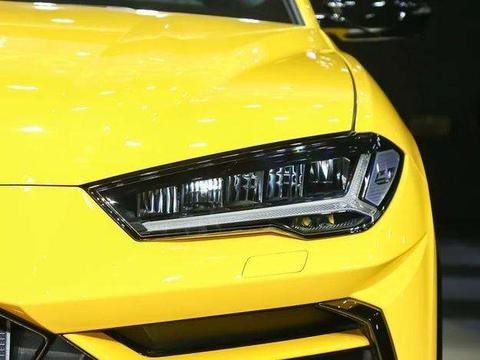 全球最嚣张的SUV, 4.0L+V8发动机3.6秒破百, 无天窗却敢卖313万