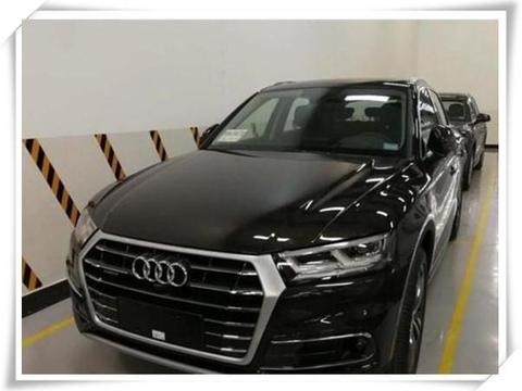 首辆全新国产奥迪Q5L下线, 轴距加长10厘米, 内饰科技感高得掉渣