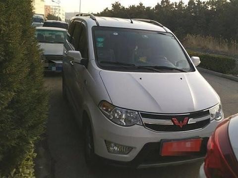 外观土到家了，五菱宏光 2014款，空间大到迷醉！