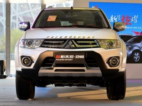 懂车的都说比霸道好，新款帅爆了，8AT超选四驱，仅20万出头