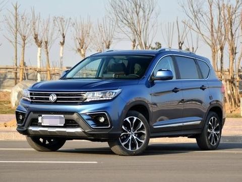 看着很普通，但坐进车内被吓到了，挡住车标就是奥迪Q7，8万值了