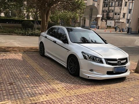 一年前买辆八代雅阁, 如今转手净赚两万, 车主: 本田真保值