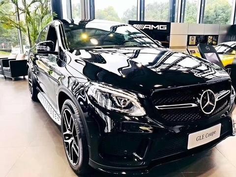 高性能和高颜值的升华融合, 奔驰GLE500轿跑SUV带给你极致体验!