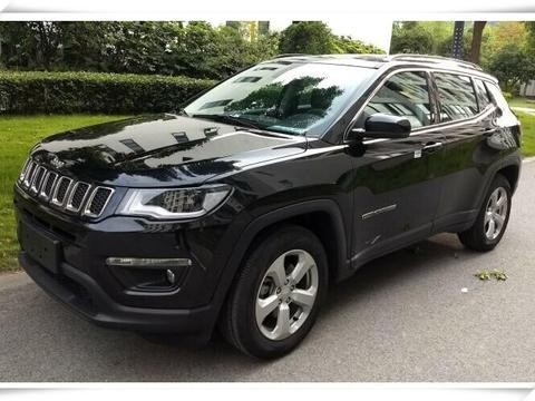 这才叫实在，换装9AT刚上市就降3万，16万放弃途观，汉兰达急了