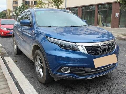 买辆观致5驾驶，正面和侧面最养眼，村里人还以为是保时捷