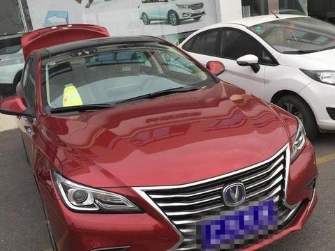 长安睿骋CC售价，10万的价格30万的逼格，朗逸卡罗拉拿什么比