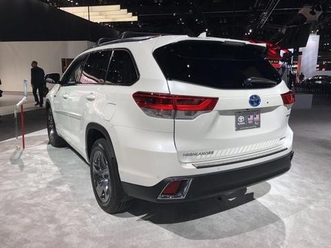 2018款全新丰田汉兰达混动版