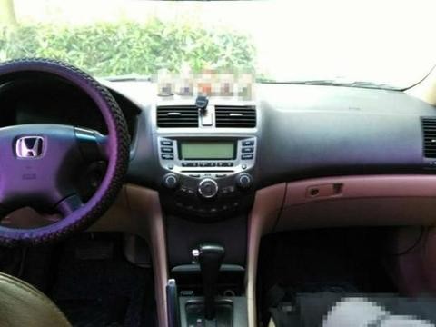 落地价23万，现在只需3万，外观经典，开回乡下代步最合适不过