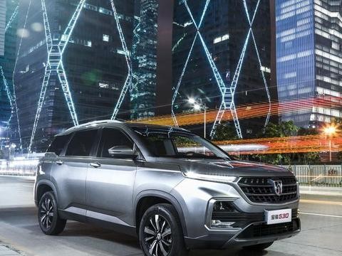 12万的宝骏530对比传祺GS4: