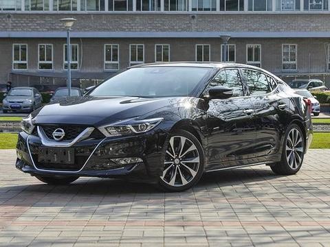 长得夸张、十佳内饰，不降价日产西玛，没人看得上？