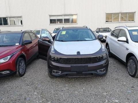 小伙花20.6万买吉利领克01：洗车巧遇沃尔沃xc60，两车！