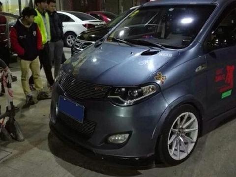 再牛逼哄哄的宝马奔驰，见了这些增压五菱宏光都不敢挑衅