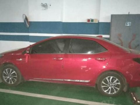 卡罗拉双擎开2200公里，车主对这个缺点很不爽