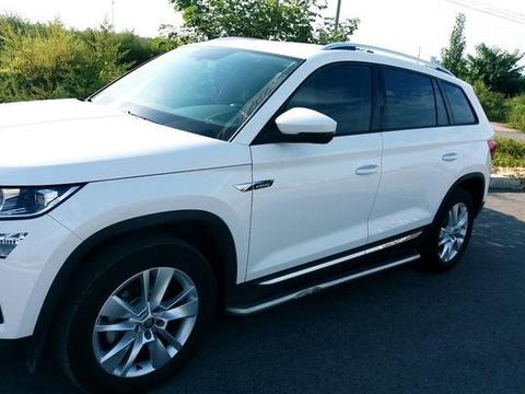 一个车标的差距就少3万，买车还得性价比