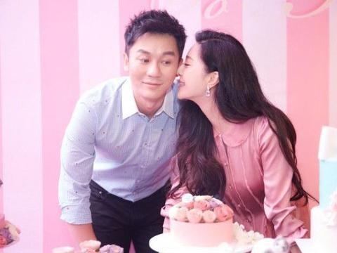 李晨这辆越野比范爷的奔驰G还霸气，售价500万，内饰像高级会所