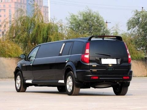 长城造国产“林肯加长”车长6.9米，售价30万内饰比奔驰S级还壕