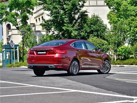 国产轿车没有真正的好产品吗? 这款车12万起都卖不动可惜了!