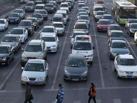 面对不能反抗的早高峰，你应该学会这样惬意的去享受