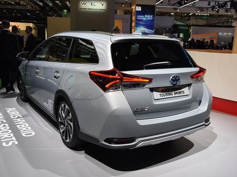 极少人知道的卡罗拉旅行版，后备厢能装下冰箱