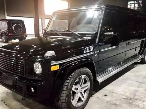 这奔驰卖2年还没有买家，4S店哭惨了，优惠200万还赠送S级