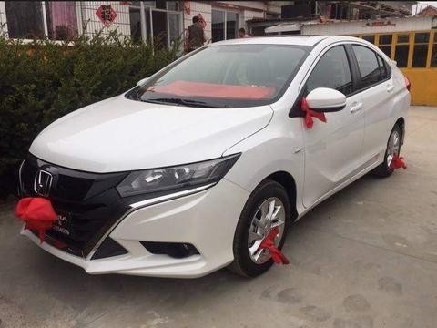 放弃朗逸，提了这辆车，配自动挡才7万，真不愧是无人喷的日系车