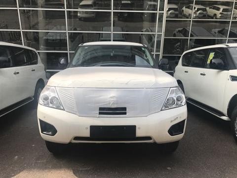 18款中东版尼桑途乐4.0XE天津港价格配置