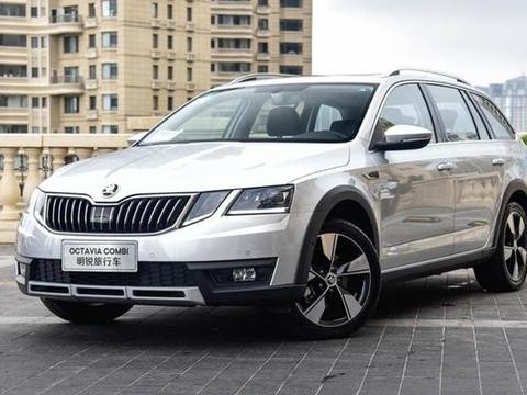 12万还买啥朗逸？一样是大众这货更划算，空间还完爆SUV